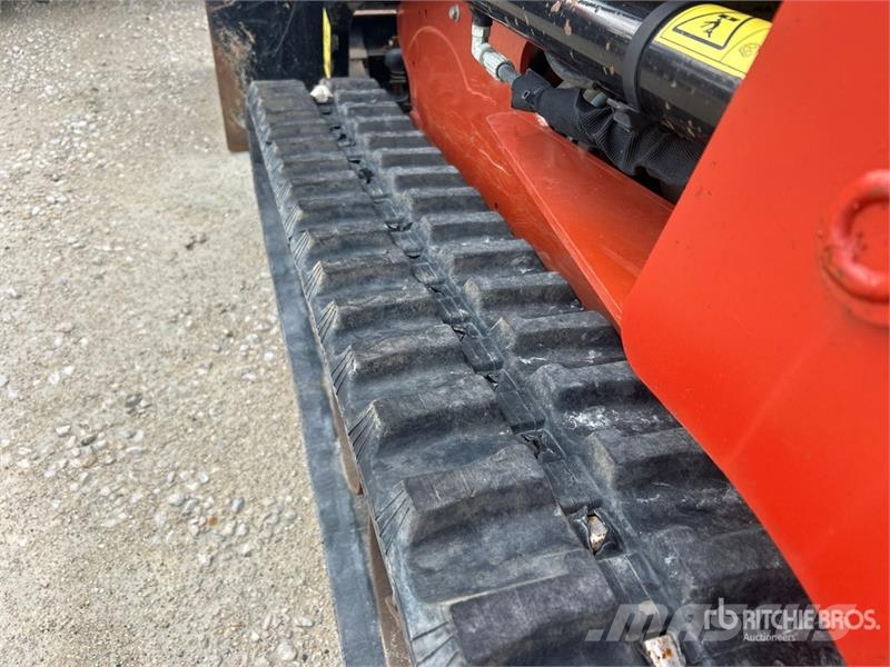 Ditch Witch SK800 Two-Speed Compact Track Loader Kompaktlader