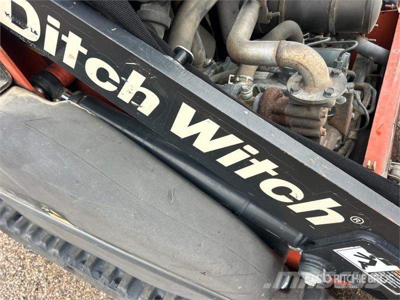Ditch Witch XT855 Tracked Backhoe Loader TLB's