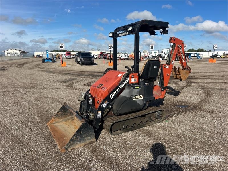 Ditch Witch XT855 Tracked Backhoe Loader Tractopelle