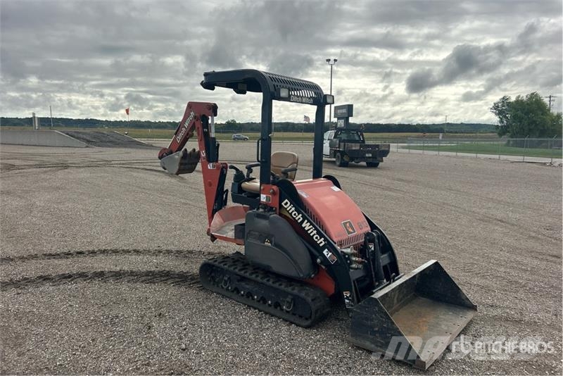 Ditch Witch XT855 Tracked Backhoe Loader TLB's