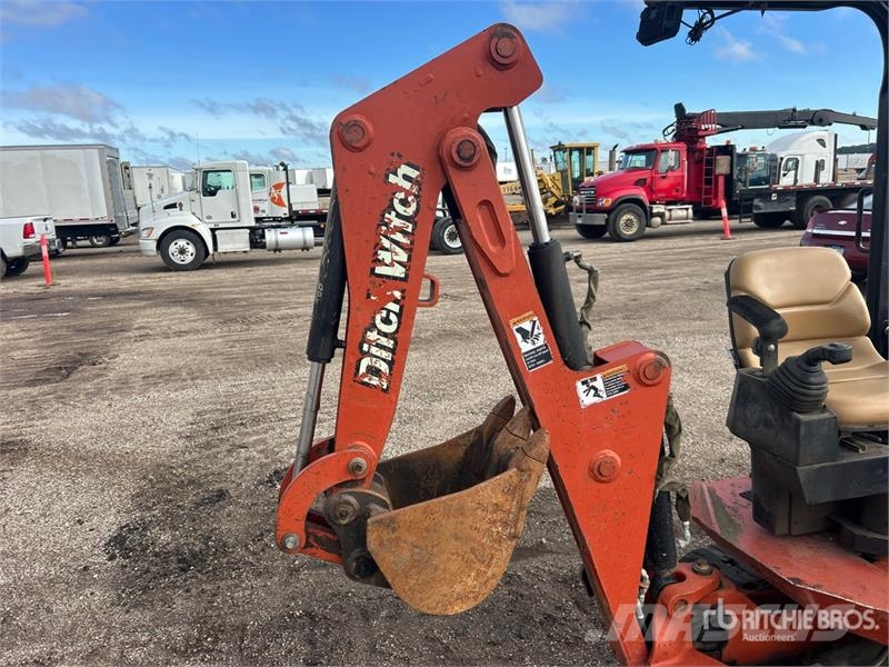 Ditch Witch XT855 Tracked Backhoe Loader Tractopelle