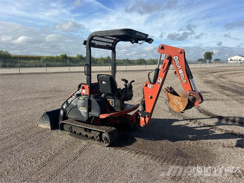 Ditch Witch XT855 Tracked Backhoe Loader Tractopelle