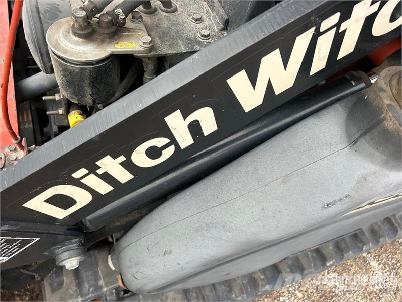 Ditch Witch XT855 Tracked Backhoe Loader TLB's