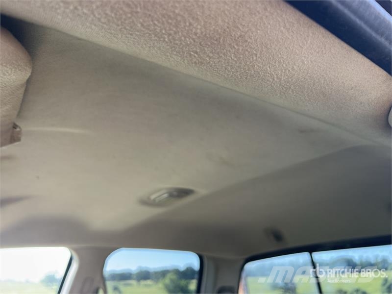 Dodge Ram 3500 4x2 Crew Cab Utility Truck Furgonetas caja abierta