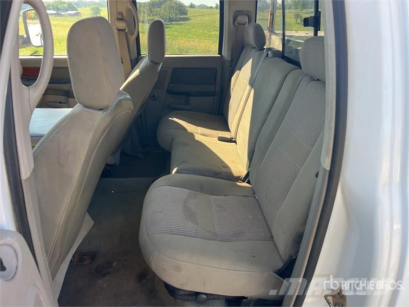 Dodge Ram 3500 4x2 Crew Cab Utility Truck Furgonetas caja abierta