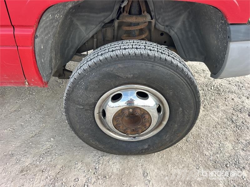 Dodge Ram 3500 4x2 Flatbed Truck Camiones plataforma