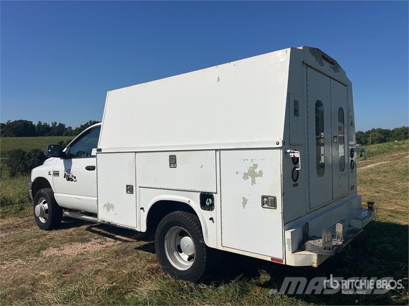 Dodge Ram 3500 4x2 Utility Truck Furgonetas caja abierta