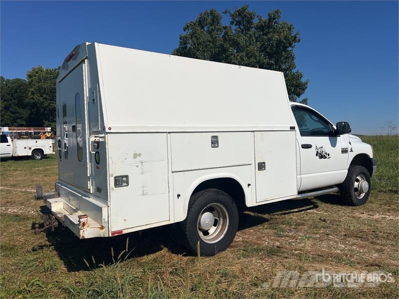 Dodge Ram 3500 4x2 Utility Truck Furgonetas caja abierta