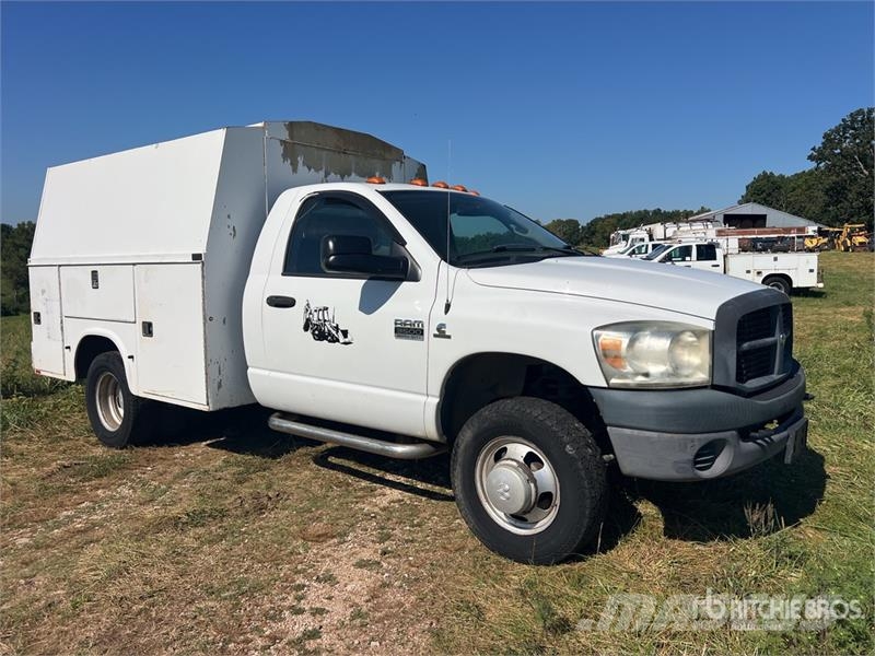 Dodge Ram 3500 4x2 Utility Truck Furgonetas caja abierta