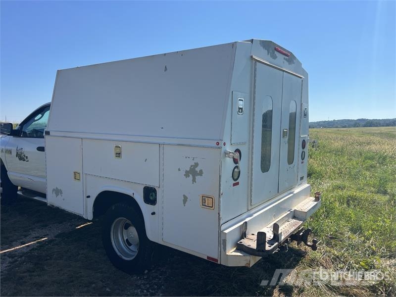 Dodge Ram 3500 4x2 Utility Truck Furgonetas caja abierta