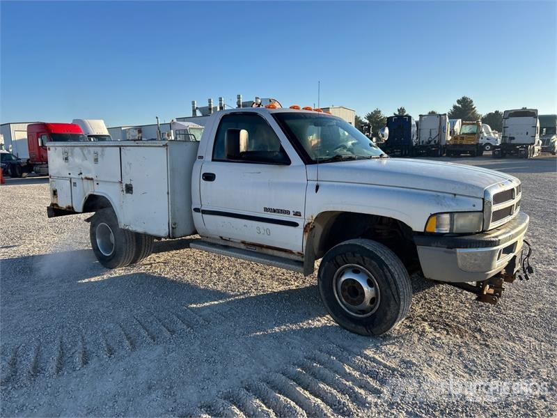 Dodge Ram 3500 SLT 4x4 Utility Truck Madelkaubikud