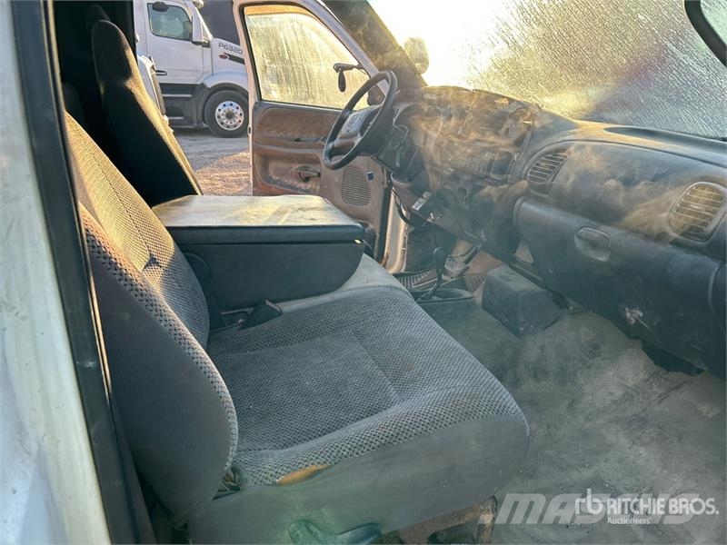 Dodge Ram 3500 SLT 4x4 Utility Truck Pickup/Pritschenwagen