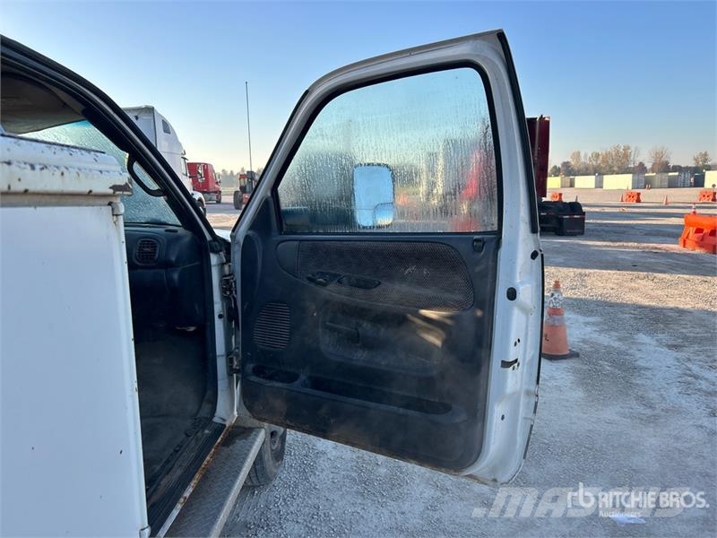 Dodge Ram 3500 SLT 4x4 Utility Truck Pickup/Pritschenwagen
