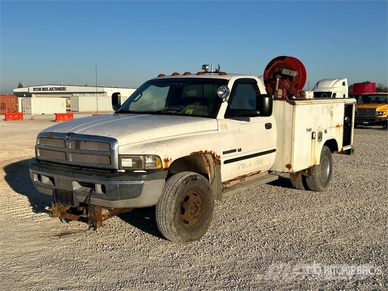 Dodge Ram 3500 SLT 4x4 Utility Truck Pickup/Pritschenwagen