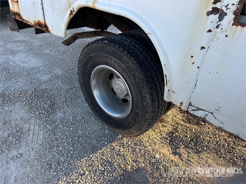 Dodge Ram 3500 SLT 4x4 Utility Truck Pickup/Pritschenwagen