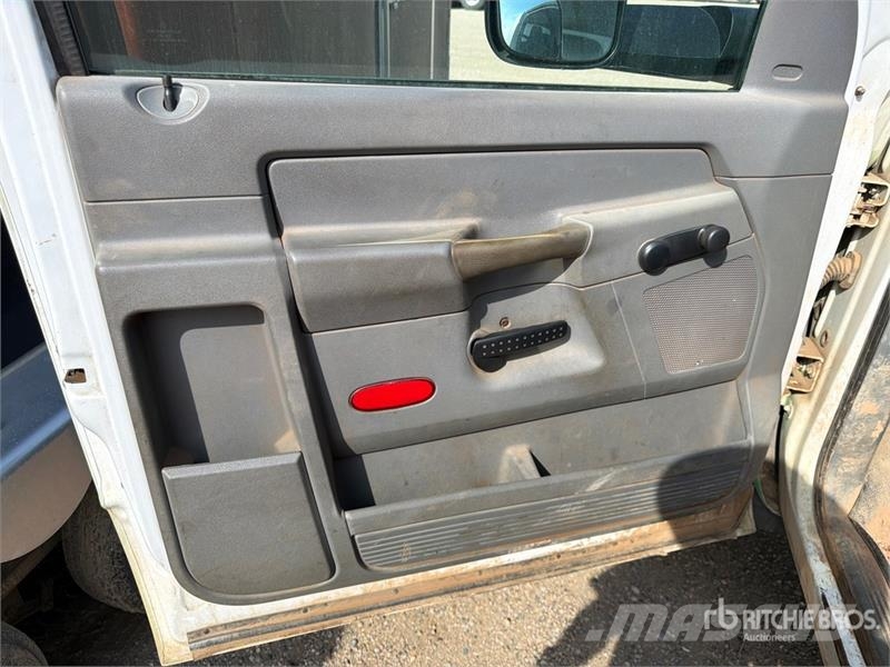 Dodge Ram 4500 Cabines e interior
