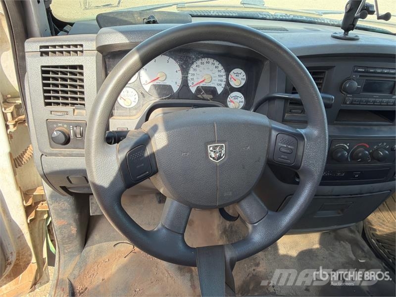 Dodge Ram 4500 Cabines e interior