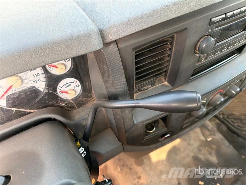 Dodge Ram 4500 Cabines e interior