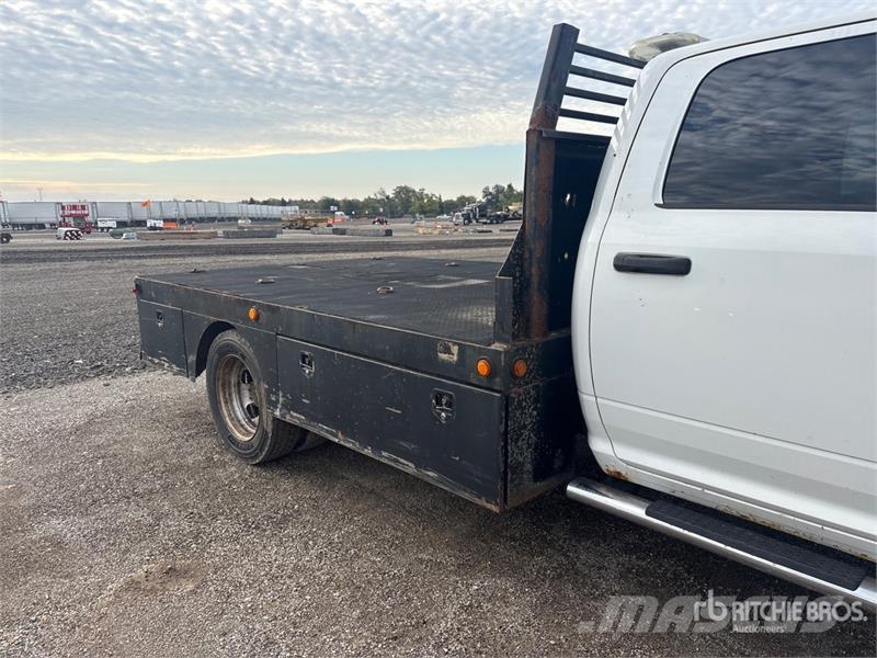 Dodge Ram 5500 Flatbed / Dropside trucks