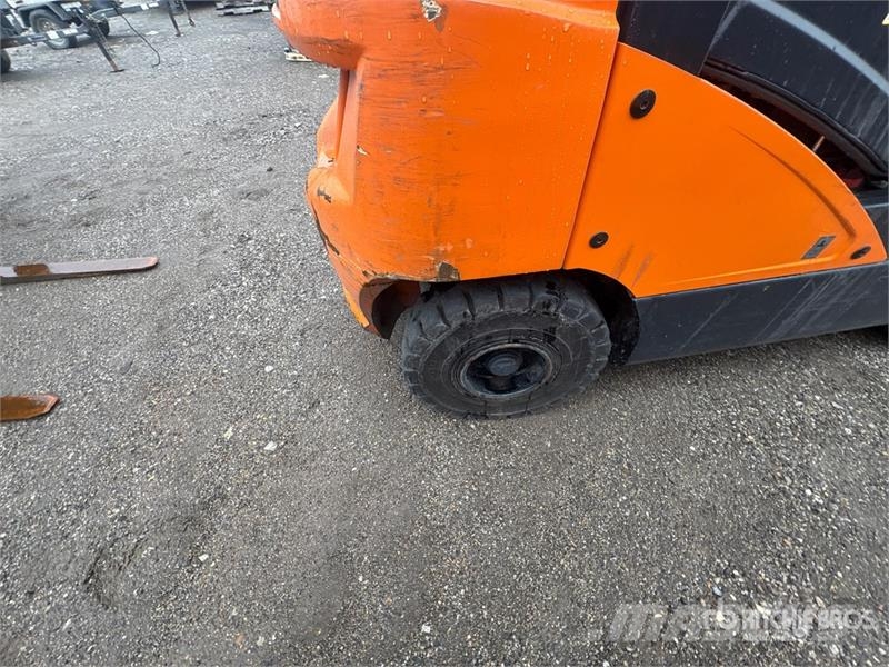 Doosan 4600 lb Forklift Viličarji - drugo