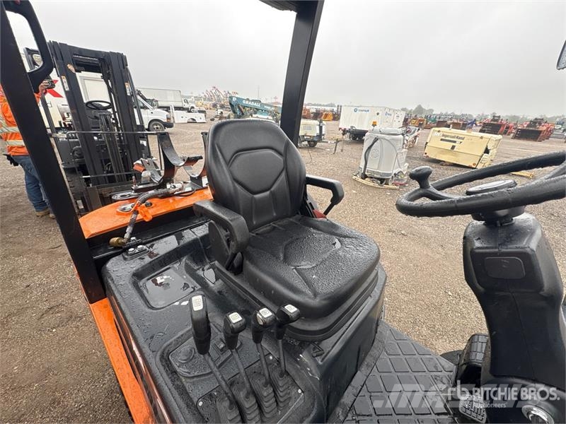 Doosan 4600 lb Forklift Viličarji - drugo
