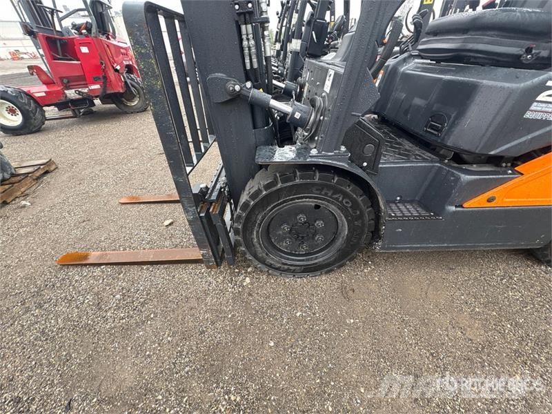 Doosan 4600 lb Forklift Viličarji - drugo
