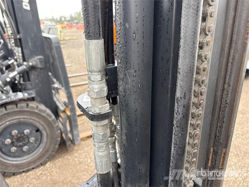 Doosan 4600 lb Pneumatic Tire Forklift Viličarji - drugo