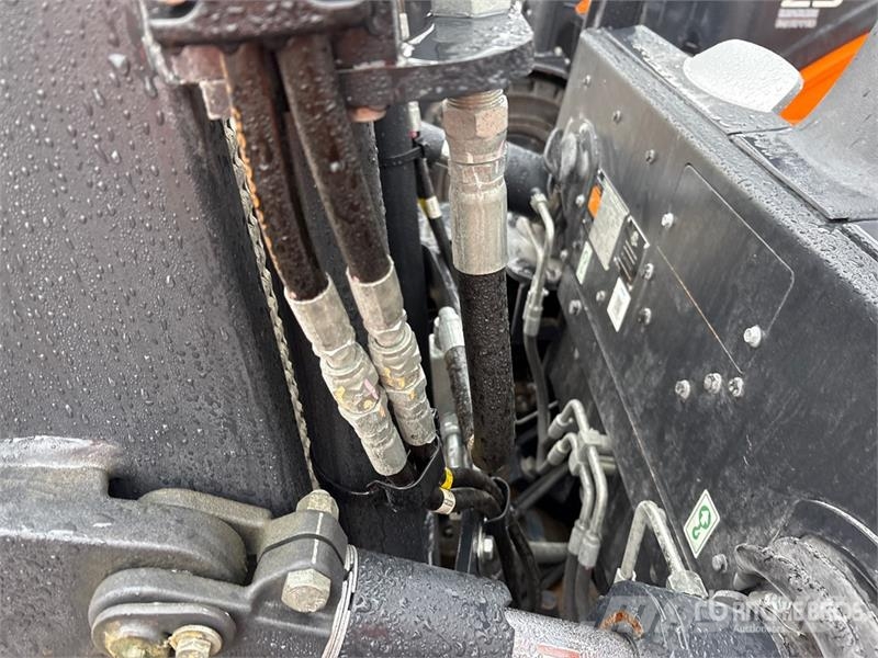 Doosan 4600 lb Pneumatic Tire Forklift Autokrāvēji - citi