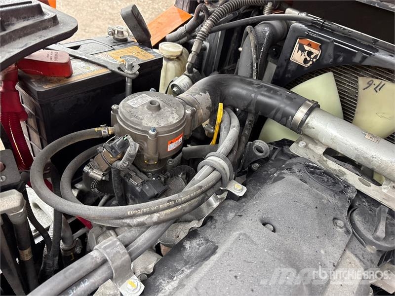 Doosan 4600 lb Pneumatic Tire Forklift Viličarji - drugo