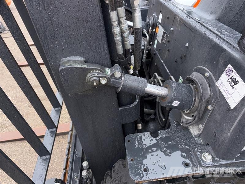 Doosan 4600 lb Pneumatic Tire Forklift Viličarji - drugo
