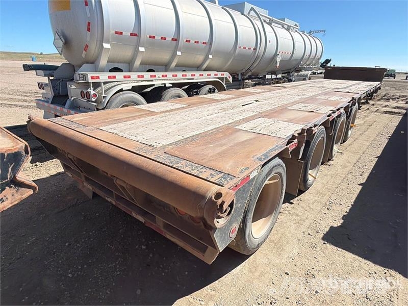 Doosan 53 ft Quad/A Step Deck Trailer Lavetit