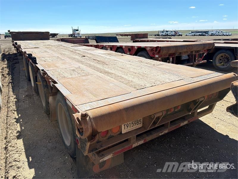 Doosan 53 ft Quad/A Step Deck Trailer Lavetit