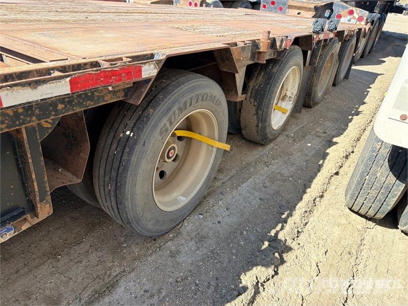 Doosan 53 ft Quad/A Step Deck Trailer Lavetit