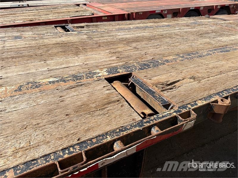 Doosan 53 ft Quad/A Step Deck Trailer Lavetit