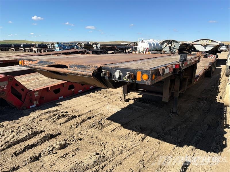 Doosan 53 ft Quad/A Step Deck Trailer Lavetit