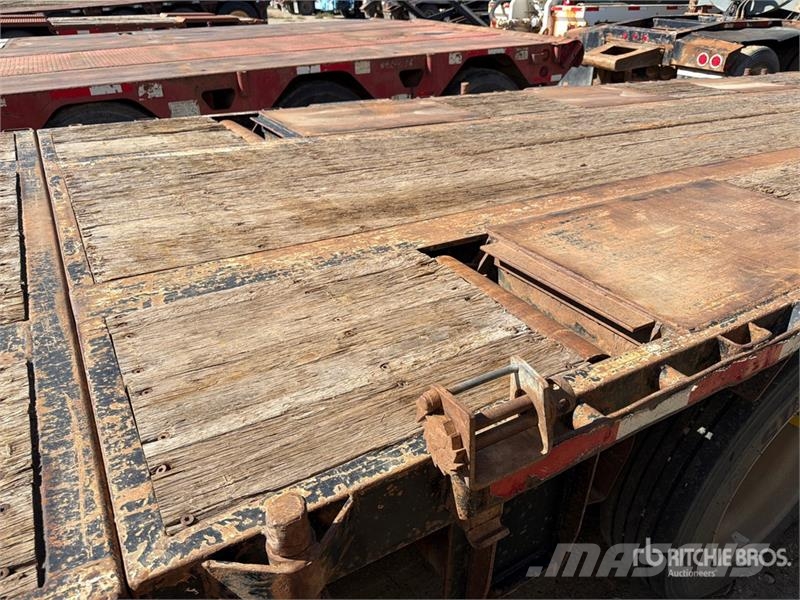 Doosan 53 ft Quad/A Step Deck Trailer Lavetit