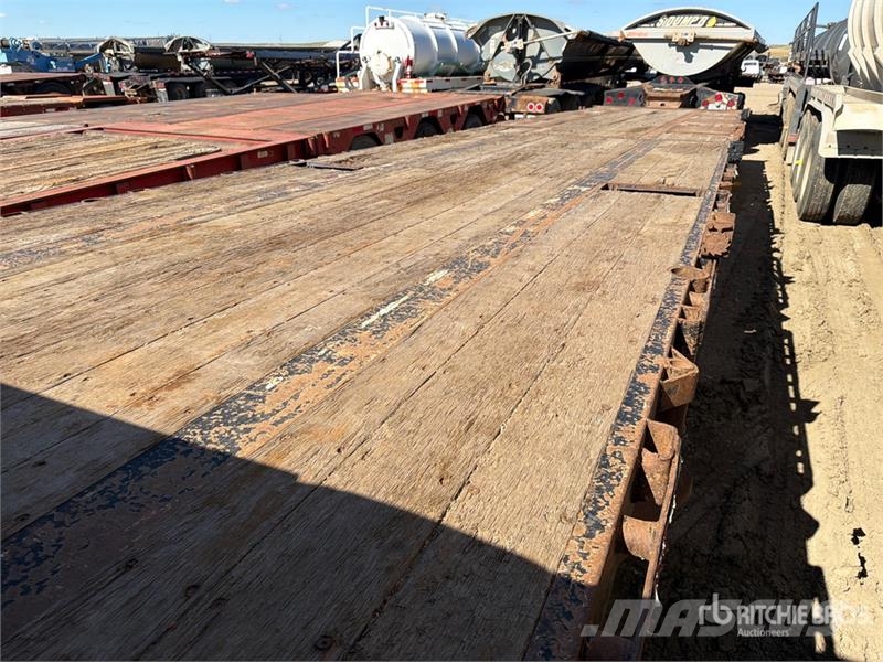 Doosan 53 ft Quad/A Step Deck Trailer Lavetit