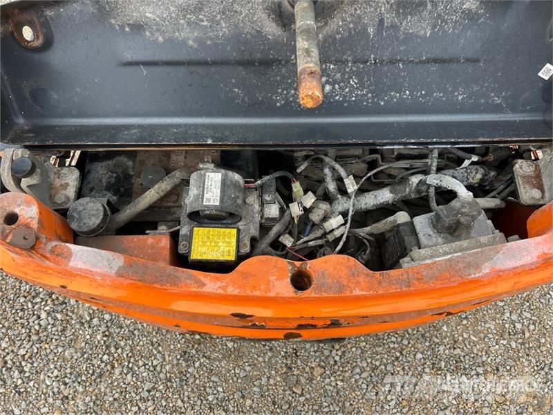Doosan B18T-7 2850 lb Electric Forklift Elektrostapler