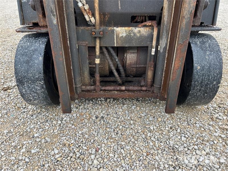 Doosan B18T-7 2850 lb Electric Forklift Elektrostapler