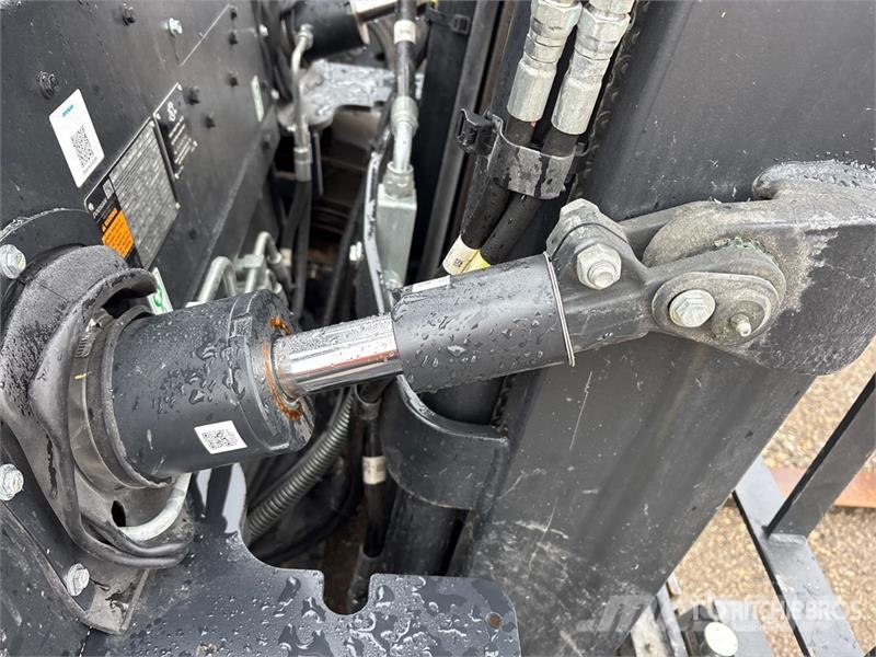 Doosan G25E-7 4600 lb Pneumatic Tire Forklift Другие складские механизмы