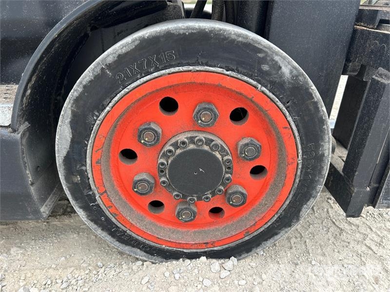 Doosan GC25S-9 4600 lb Cushion Tire Forklift Kahveltõstukid - muud