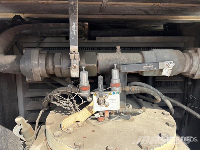 Doosan HP1600OU-T41 Mobile 250 gal Air Compressor Kompresory