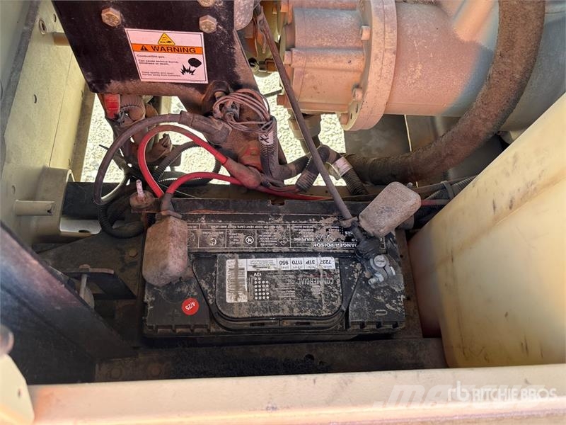 Doosan P185WDO-T4F 185 cfm Mobile Air Compressor 压缩机
