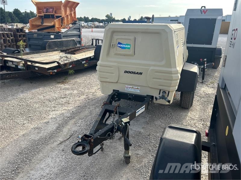 Doosan P250/HP185 Mobile Air Compressor Kompressorit