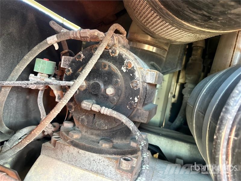 Doosan XP825/HP750WCU 750 cfm Mobile Air Compressor Kompresory