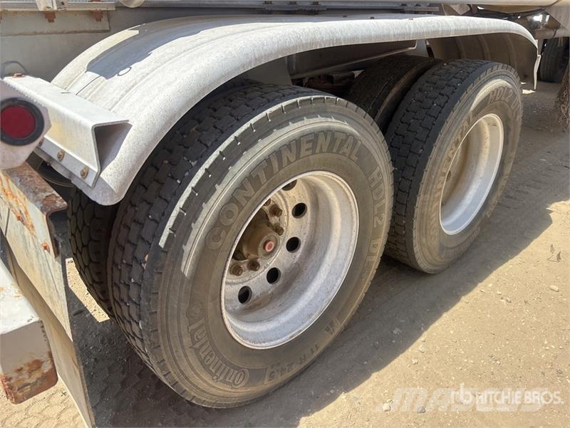 Dragon 407 7400 gal Quad/A Pup Tanker Trailer Прицепы-цистерны