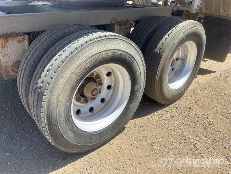Dragon 407 7400 gal Quad/A Pup Tanker Trailer Прицепы-цистерны