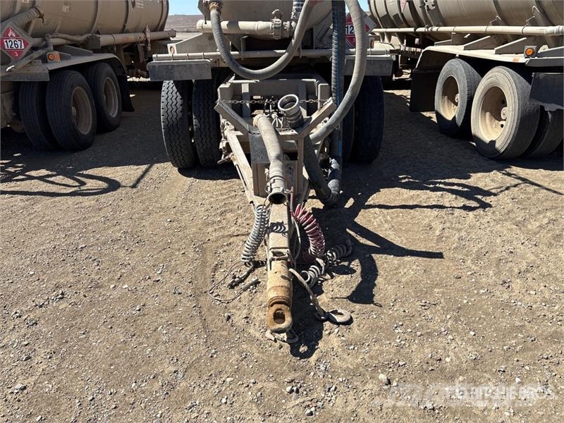 Dragon 7400 gal Quad/A Turntable Pup Vacuum Tanker Traile مقطورات ذات صهاريج