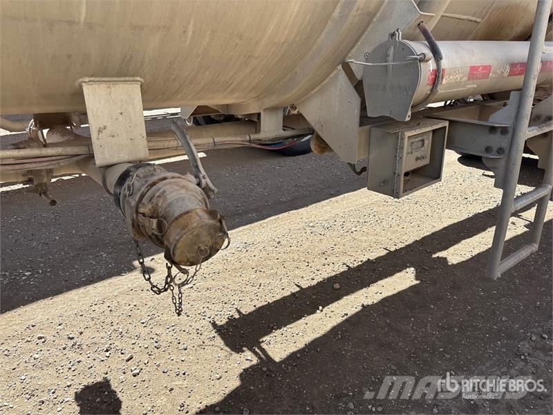 Dragon 7400 gal Quad/A Turntable Pup Vacuum Tanker Traile مقطورات ذات صهاريج