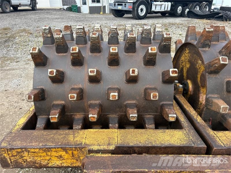 Dual Drum Pull Behind Compactor Cilindri compactori tractabili cu vibratii